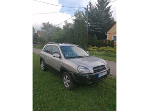 HYUNDAI TUCSON 2.0 CRDI 4WD