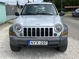 JEEP CHEROKEE 2.7 CRD 4WD LIBERTY Megkímélt Állapotban