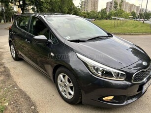 KIA CEE'D 1.4 CVVT LX Base