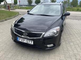 KIA CEE'D 1.4 EX