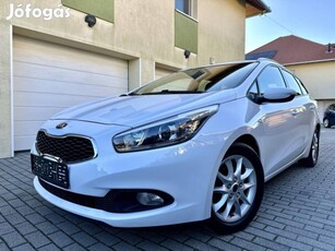 KIA CEE'D SW 1.4 CRDI EX Klíma/Multikormány/Alu...