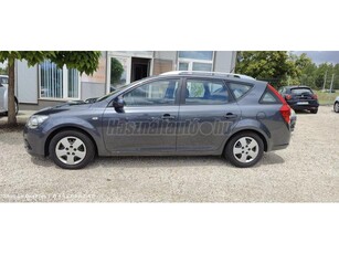 KIA CEE'D SW 1.6 CRDi EX Vonóhorog!