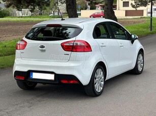 KIA RIO 1.1 CRDi EX Limited