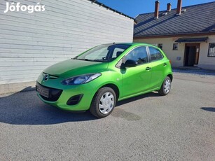 Mazda 2 1.3i CE Plus