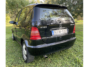 MERCEDES-BENZ A 190 Avantgarde