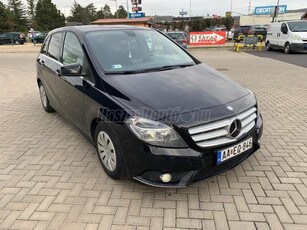 MERCEDES-BENZ B 180 CDI VONÓHOROG!