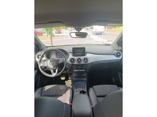 MERCEDES-BENZ B 180 d 7G-DCT