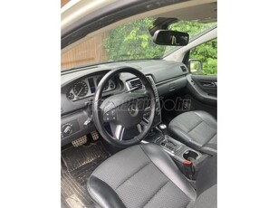 MERCEDES-BENZ B 200 Autotronic