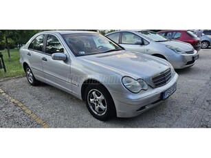 MERCEDES-BENZ C-OSZTÁLY C 200 Kompressor Avantgarde