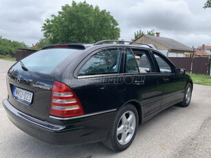 MERCEDES-BENZ C-OSZTÁLY C 200 T Kompressor Avantgarde