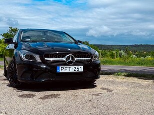 MERCEDES-BENZ CLA 180 AMG Sport