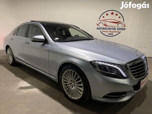 Mercedes-Benz S 500 4Matic 7G-Tronic LED! Feket...