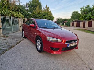 MITSUBISHI LANCER 1.5 Invite