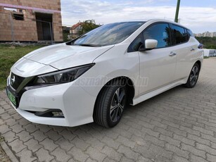 NISSAN LEAF N-Connecta 40kWh (Automata) Akku 12/12 csak 28e km 360-fokos kamera sérülésmentes