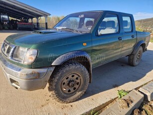 NISSAN PICK UP 2.5 4WD