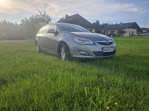 OPEL ASTRA J 1.4 T Sport