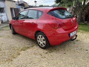 OPEL ASTRA J 1.6 Enjoy