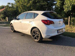 OPEL ASTRA J 1.6 Selection tulajdonostól