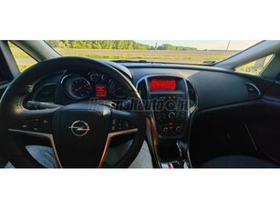 OPEL ASTRA J Sports Tourer 1.4 T Active (Automata)