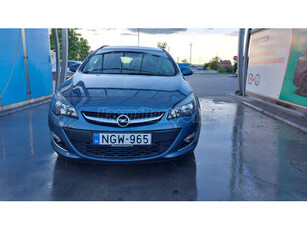 OPEL ASTRA J Sports Tourer 1.6 Active