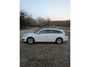 OPEL INSIGNIA Sports Tourer 2.0 CDTI Edition