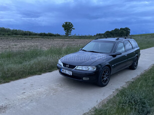 OPEL VECTRA B Caravan 1.6 16V CD