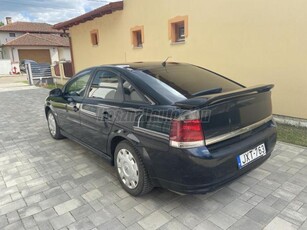 OPEL VECTRA C 1.9 CDTI GTS Elegance