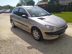 PEUGEOT 206 1.4 HDi Trendy