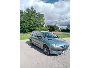 PEUGEOT 206 1.4 Premium