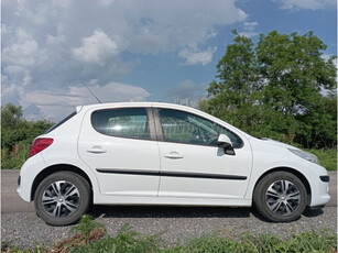 PEUGEOT 207 1.4 VTi Trendy