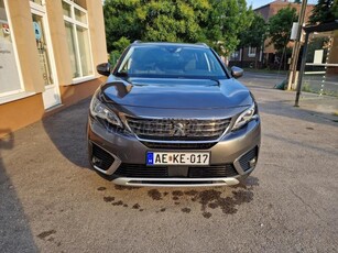 PEUGEOT 5008 1.2 PureTech Allure S&S 7 személyes. végig márkaszervíz. 1 tulaj.. 360 kamera. keyless