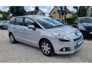 PEUGEOT 5008 1.6 VTi Premium EURO5 vezetett szervizkönyv. panorámatető. bőrkárpit