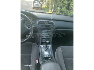 PEUGEOT 607 2.7 V6 HDi Executive Tiptronic