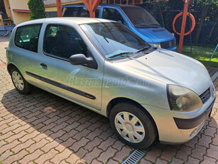 RENAULT CLIO 1.2 16V Authentique