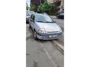 RENAULT CLIO 1.4 16V Tech Run