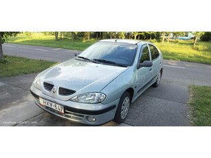 RENAULT MEGANE 1.4 16V Alize