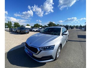 SKODA OCTAVIA 2.0 TDI SCR Perfect DSG Automata/AppleCarPlay/Ülésfűtés/55eKm/2 Gyári Kulcs/ÁFÁS!!!