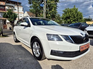 SKODA OCTAVIA Combi 1.6 CR TDI Style DSG NAVI DIGIT KLÍMA TEMPOMAT ÜLÉS FŰTÉS RADAR VONÓHOROG.STB