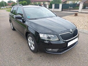 SKODA OCTAVIA Combi 2.0 CR TDI Style BIXENON TEMPOMAT NAVI BŐR ÜLÉS FŰTÉS