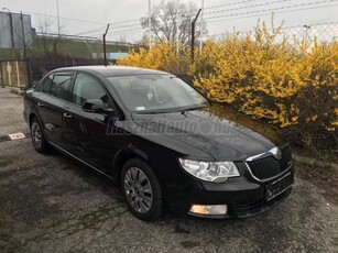 SKODA SUPERB 1.6 CR TDI Elegance GreenLine 0%-tó névre írva.Szervízkönyv.Friss vizsga! 0%-tól!!!