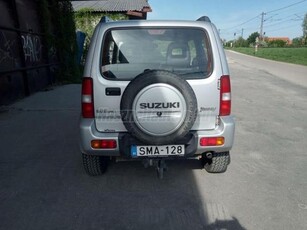 SUZUKI JIMNY 1.3 4WD AC CD 15''AW