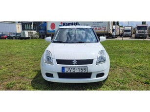 SUZUKI SWIFT 1.3 GLX KLÍMA.VONÓHOROG.SZERVIZFÜZET