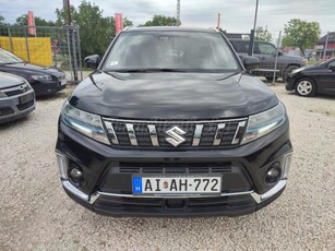 SUZUKI VITARA 1.4 Hybrid GL+ 4WD 4x4 . 2 GYÁRI KULCS . SZERVÍZKÖNYV