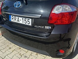 TOYOTA AURIS 1.8 HSD Sol (Automata)