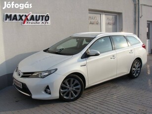 Toyota Auris Touring Sports 1.8 HSD Lounge (Aut...