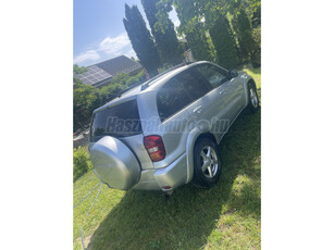 TOYOTA RAV 4 Rav4 2.0 D-4D 4x4