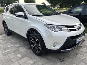 TOYOTA RAV 4 Rav4 2.0 D-4D Premium 4wd.Tempomat.154000km.Teljes szervizmúlt!