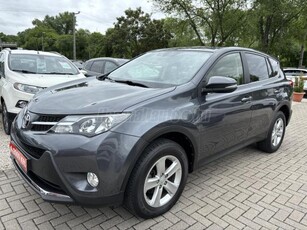 TOYOTA RAV 4 Rav4 2.0 D-4D Style Megkímélt szép állapotban!!