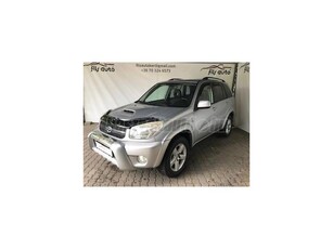 TOYOTA RAV 4 Rav4 2.0 D 4x4 Sol VONÓHOROG! TETŐABLAK!