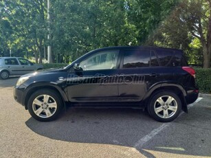 TOYOTA RAV 4 Rav4 2.2 D-4D X Leather